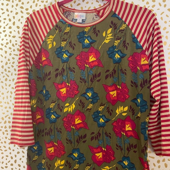 New with out Tag randy lularoe tee - Picture 1 of 6